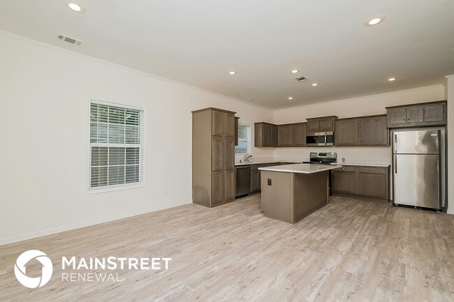 Photo - 1111 16th Ave S