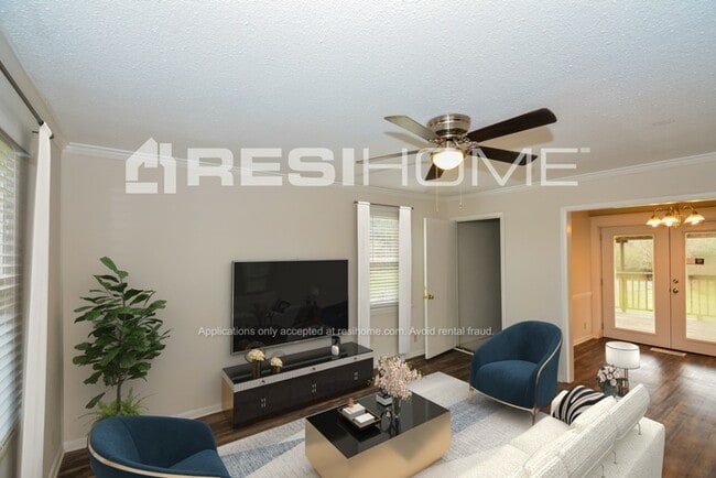 Photo - 2592 Fairview Blvd