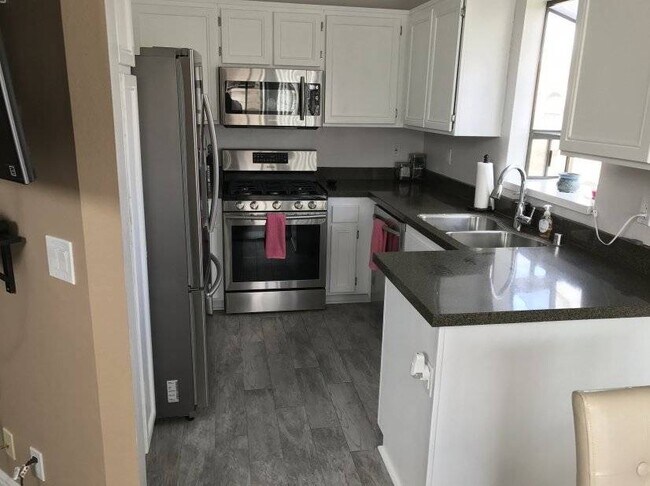 Kitchen - 18205 Flynn Dr Condo Unit 5104