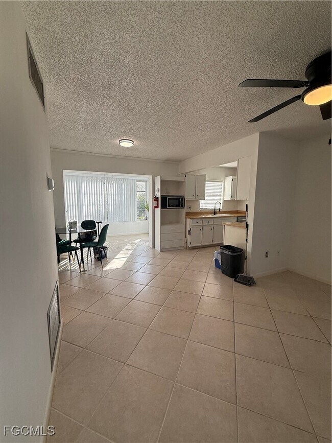 Photo - 7035 Cedarhurst Dr Unit 12A