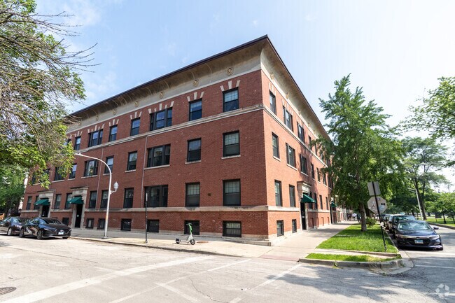 Building Photo - 3149 W Lyndale St Unit 1 Rental