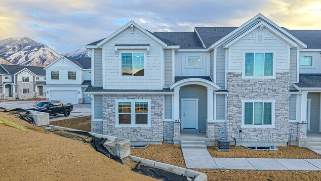 Building Photo - 368 W 2210 S