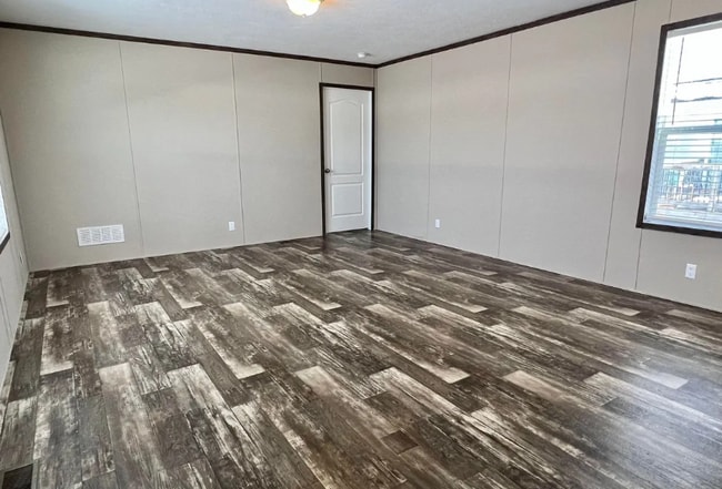 Photo - 6580 N Hampshire Dr