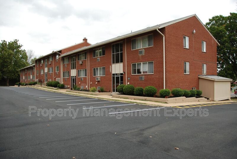 Photo - 2322 Glendale Terrace Unit A1