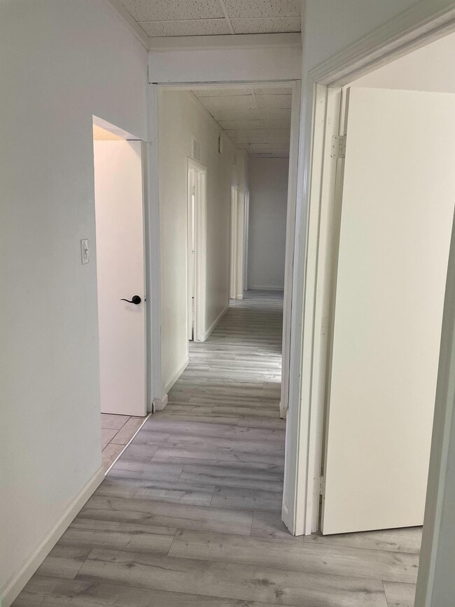 Photo - 1901 Railroad Ave Unit D