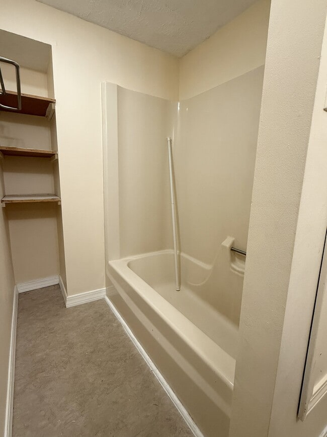 Photo - 58 Atlantic Ave Unit Apt 2B
