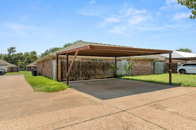 Photo - 10217 Hyacinth Ln