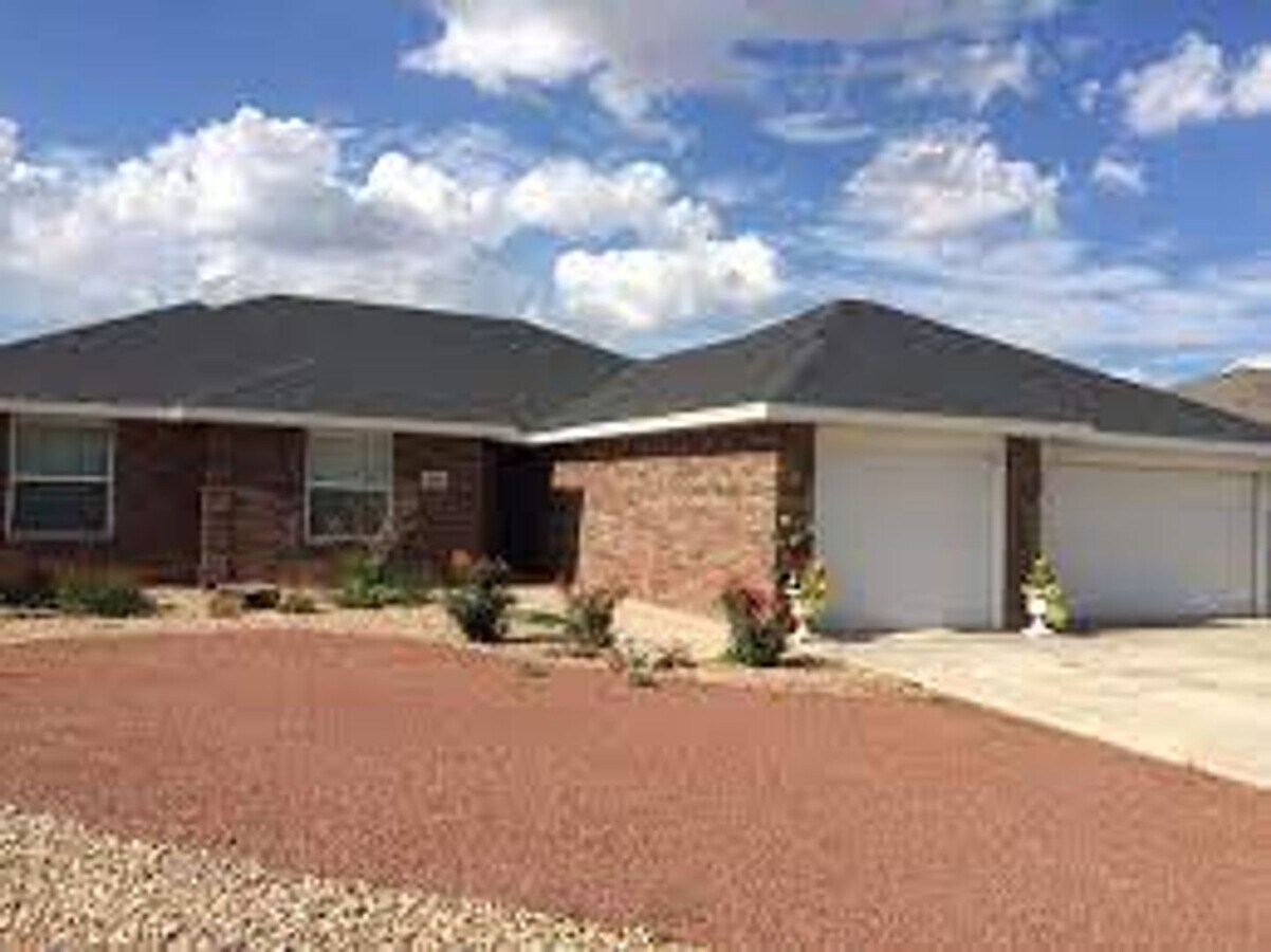 Beautiful 3 bedroom, 2 bath home for rent - Beautiful 3 bedroom, 2 bath home for rent