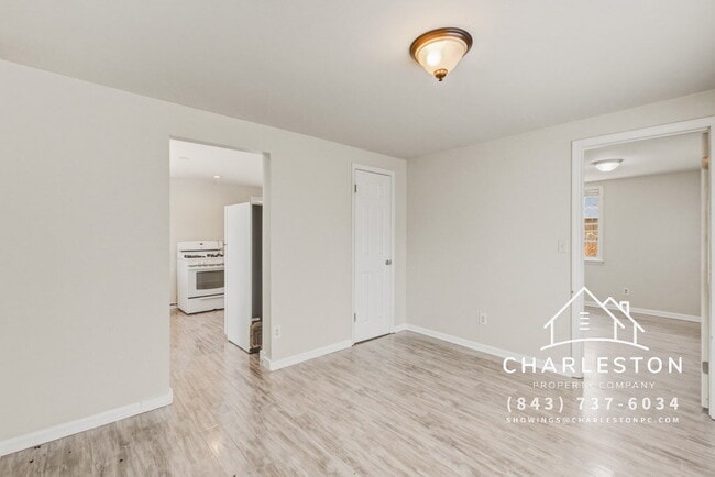 Photo - 1833-C Orangeburg St - Available Now