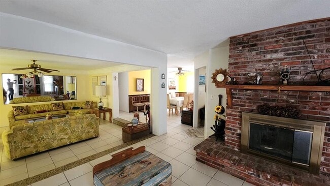 Photo - 2405 Neptune Rd