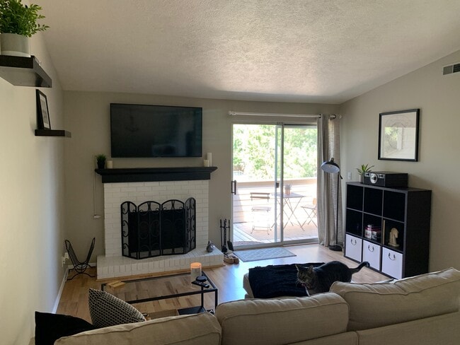 Photo - 3134 S Gekeler Ln Unit 3134