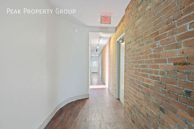 Photo - 30 E Hollister St Apartamento Unidad 2