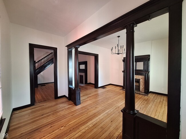 Photo - 1430 E Ohio St