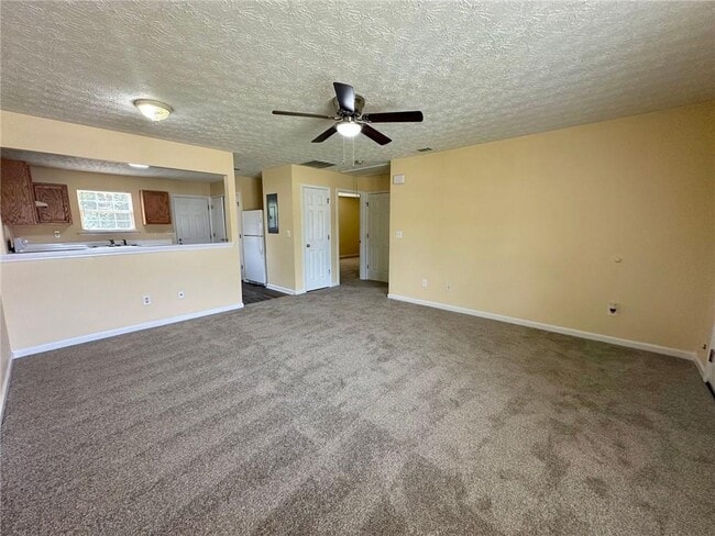 Photo - 655 Baron Dr