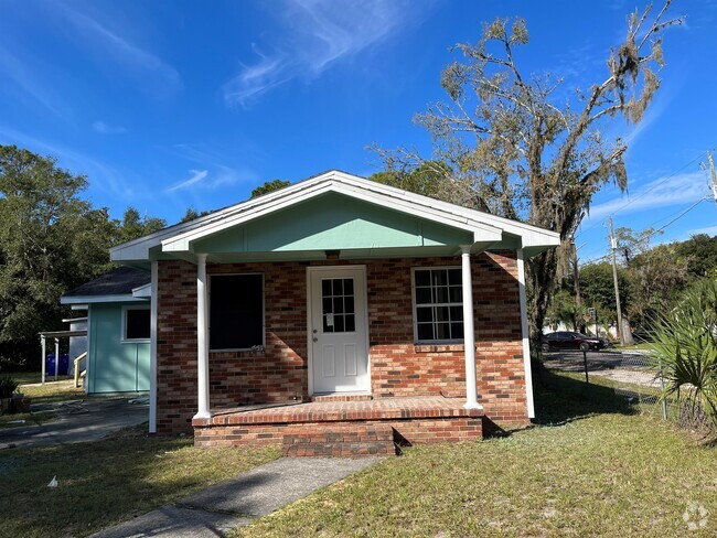 Building Photo - 960 Butler Ave Rental