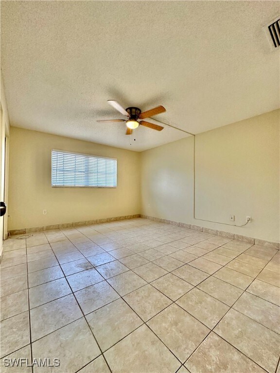 Photo - 3706 Broadway Unidad 30