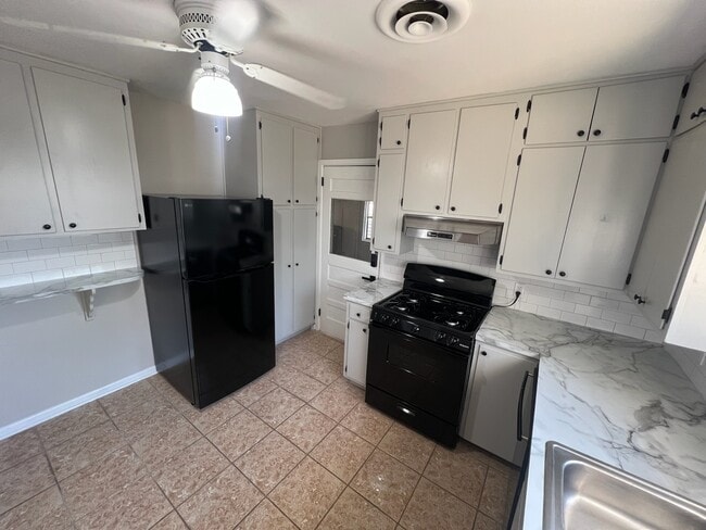 Photo - 3701 Henrietta Ave