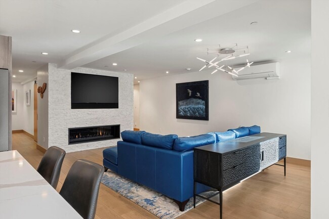 Photo - 447 E Cooper Ave Unit 1