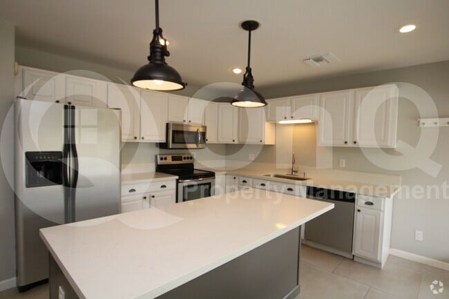 Building Photo - 8033 E Weldon Ave Rental