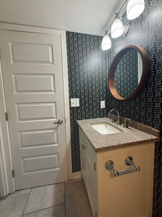 Photo - 149 N Potomac St