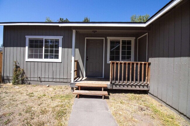 Photo - 3/2 Home close to hospital in quite NE Cul de sac