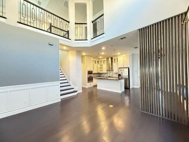 Photo - What's special