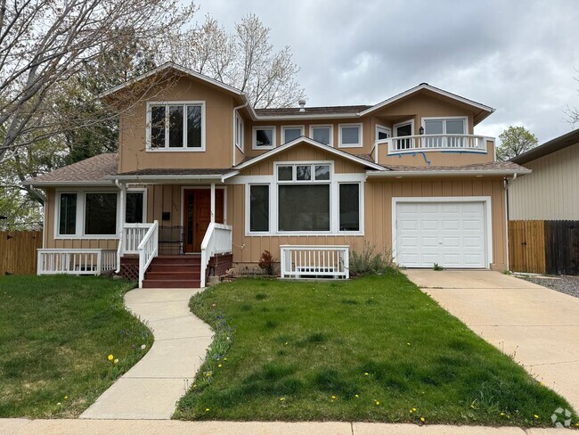 Building Photo - Perfect Table Mesa Family Home with Fully ...