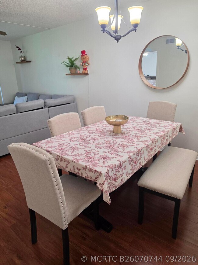 Photo - 7720 NW 50th St