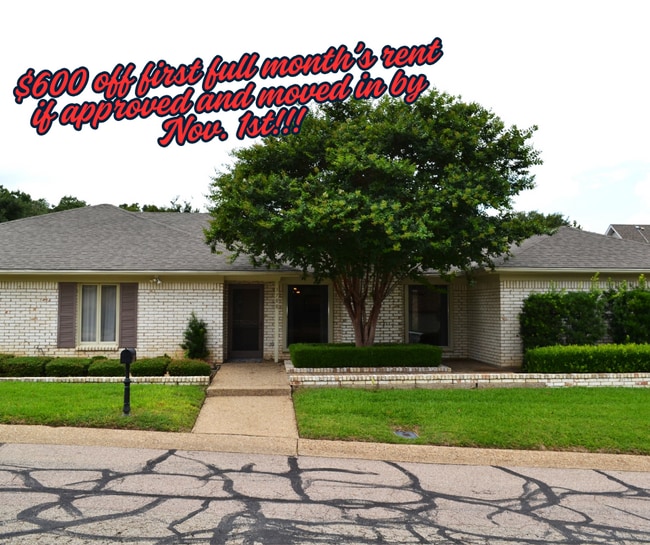 Building Photo - ***$600 OFF FIRST FULL MONTH'S RENT IF APP...