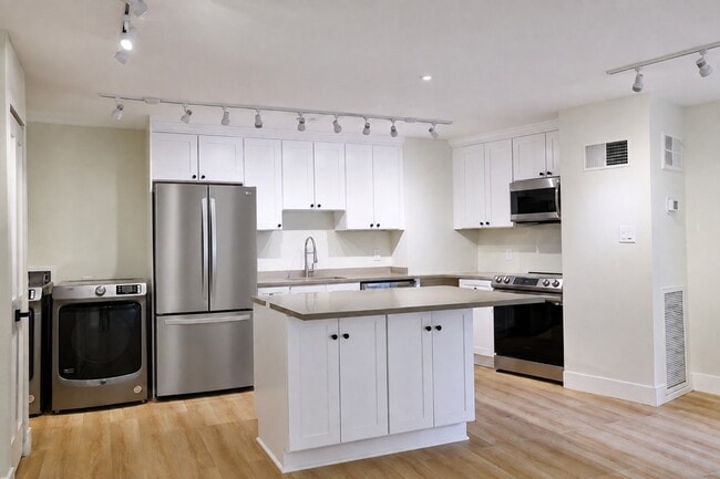 Building Photo - 4601 N Park Ave Unit 110