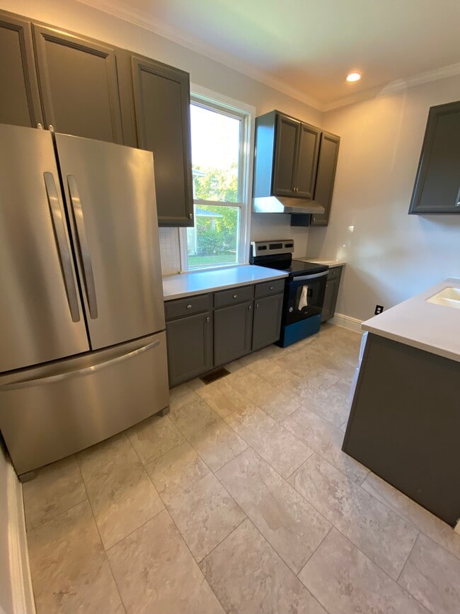 Photo - 618 W 26th St Unit Downstairs