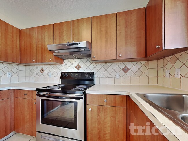 Photo - 10221 Summerview Cir