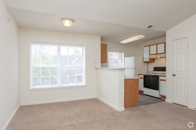 2BR, 2 BA - 1,025 SF