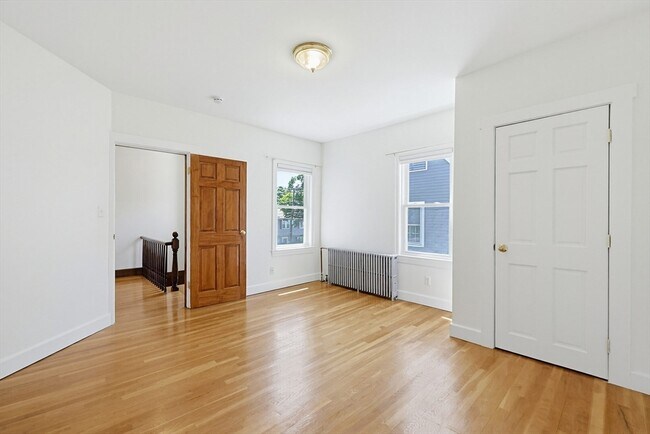 Photo - 267 Cherry St
