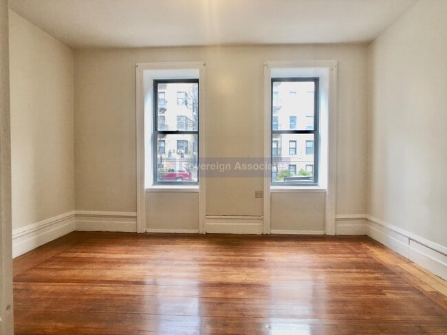 Photo - 182 Claremont Ave Apartment Unit 1