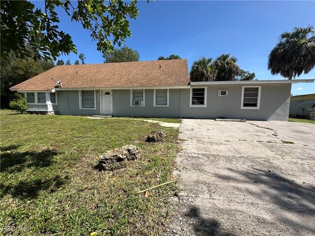Building Photo - 2210 Cantor Ln Unit C Rental