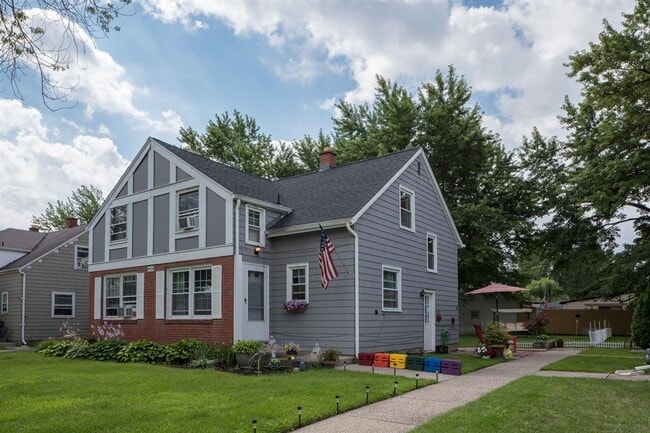 Photo - Lincoln Park Duplexes