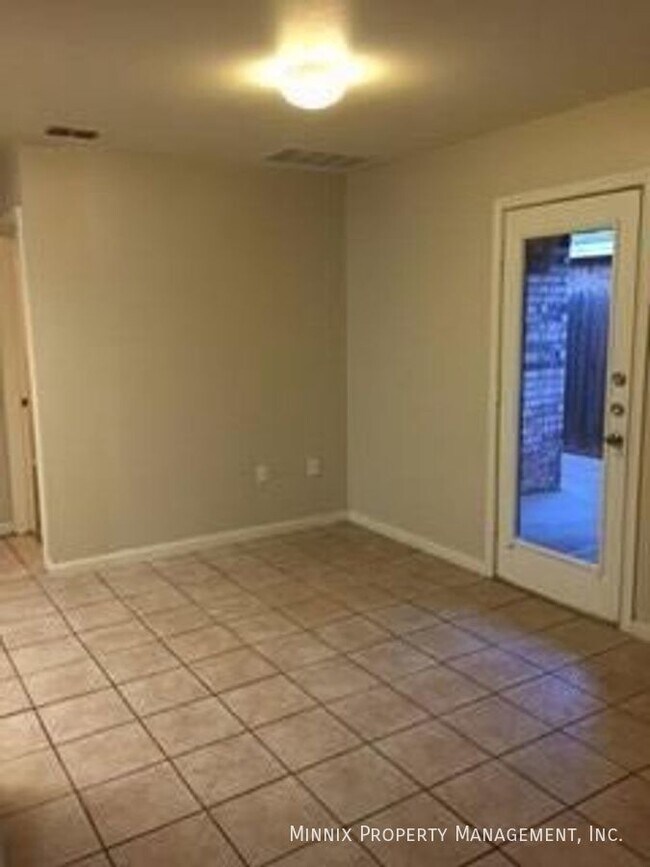 Photo - 5418 Jarvis St Unidad B