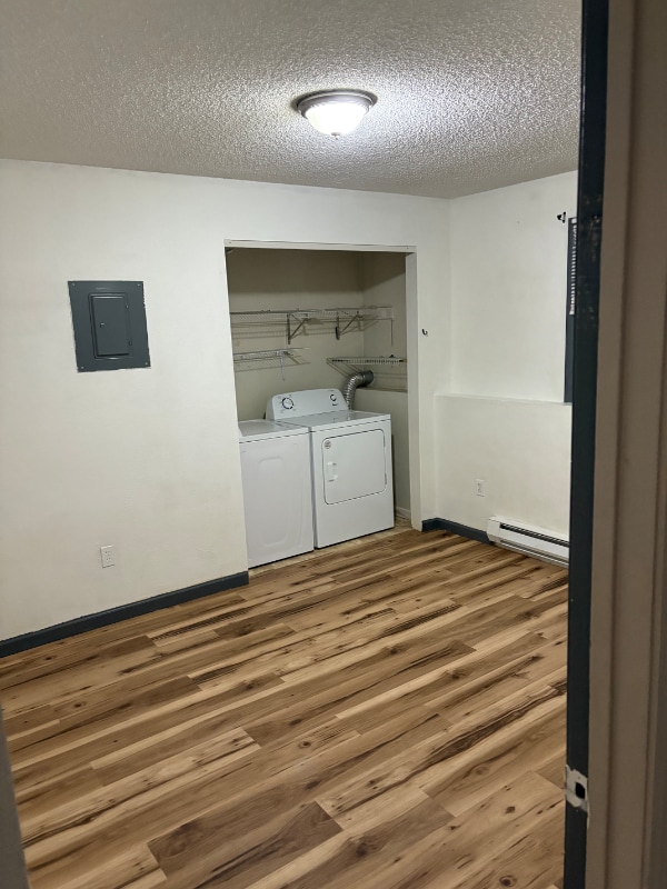 Photo - 190 Glenwood Dr