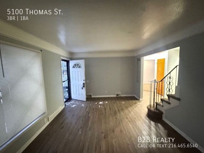 Photo - 5100 Thomas St