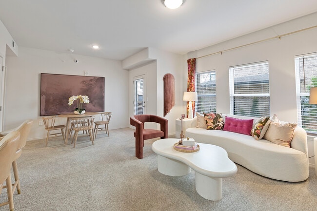 Photo - 152 Northland