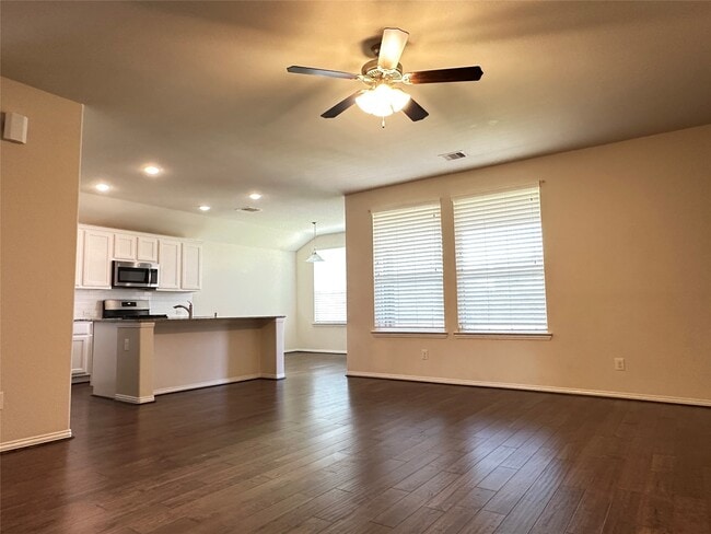 Photo - 16030 Dehay Ln