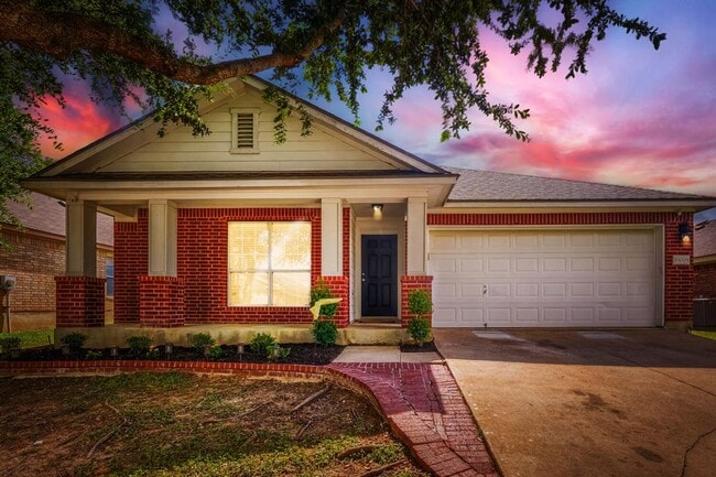 19009 Leigh Ln