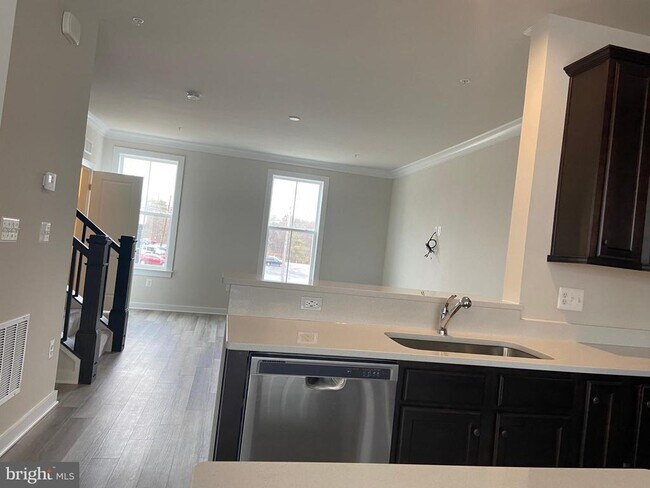 Photo - 1430 Becknel Ave