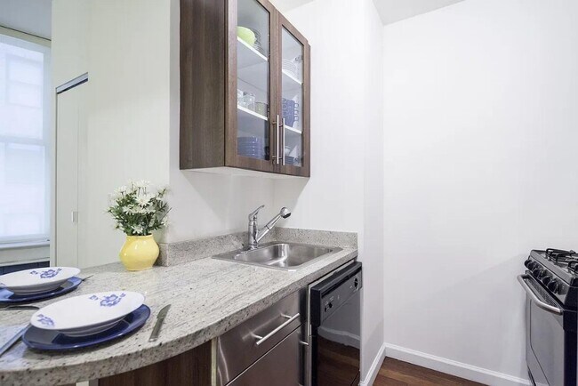 1 Wall St Unit 1206