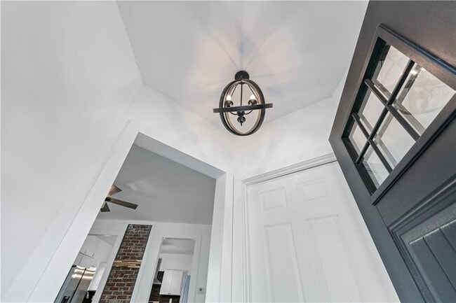 Photo - 1035 Astor Ave SW