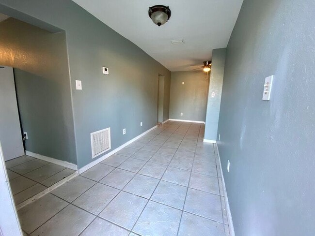 Photo - 4246 Minoso St Unit 4238