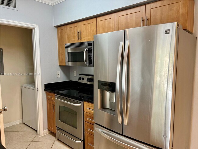 Photo - 6565 Emerald Dunes Dr Unidad 202 Rental