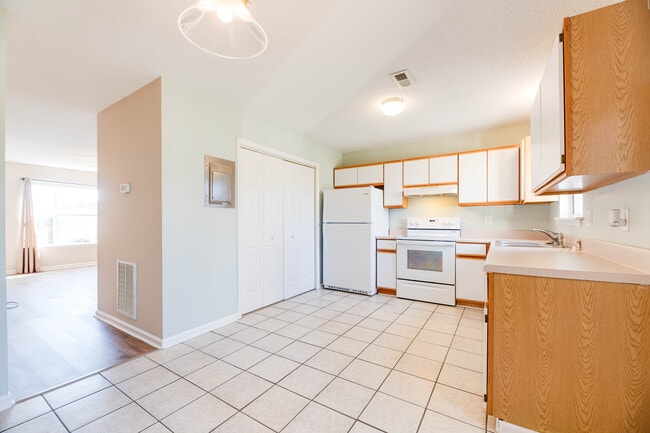 Photo - 1216 Allen Rd