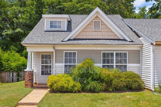 Photo - 1534 Tiana Way House